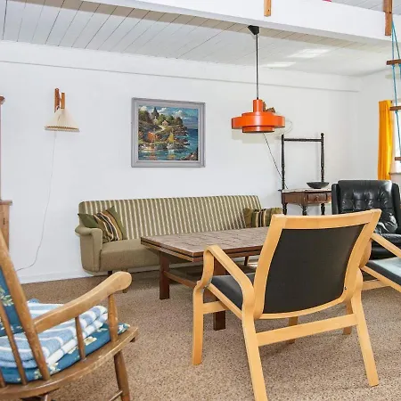 6 Person Holiday In R M Appartement *